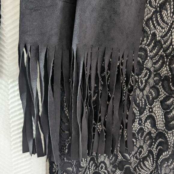 Simon Chang Lace Crochet Duster Faux Suede Fringe Black Size 10, M, Whimsigoth - Picture 11 of 13